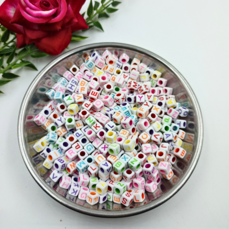 Square Abcd Alphabet Acrylic Beads - 100 Gram